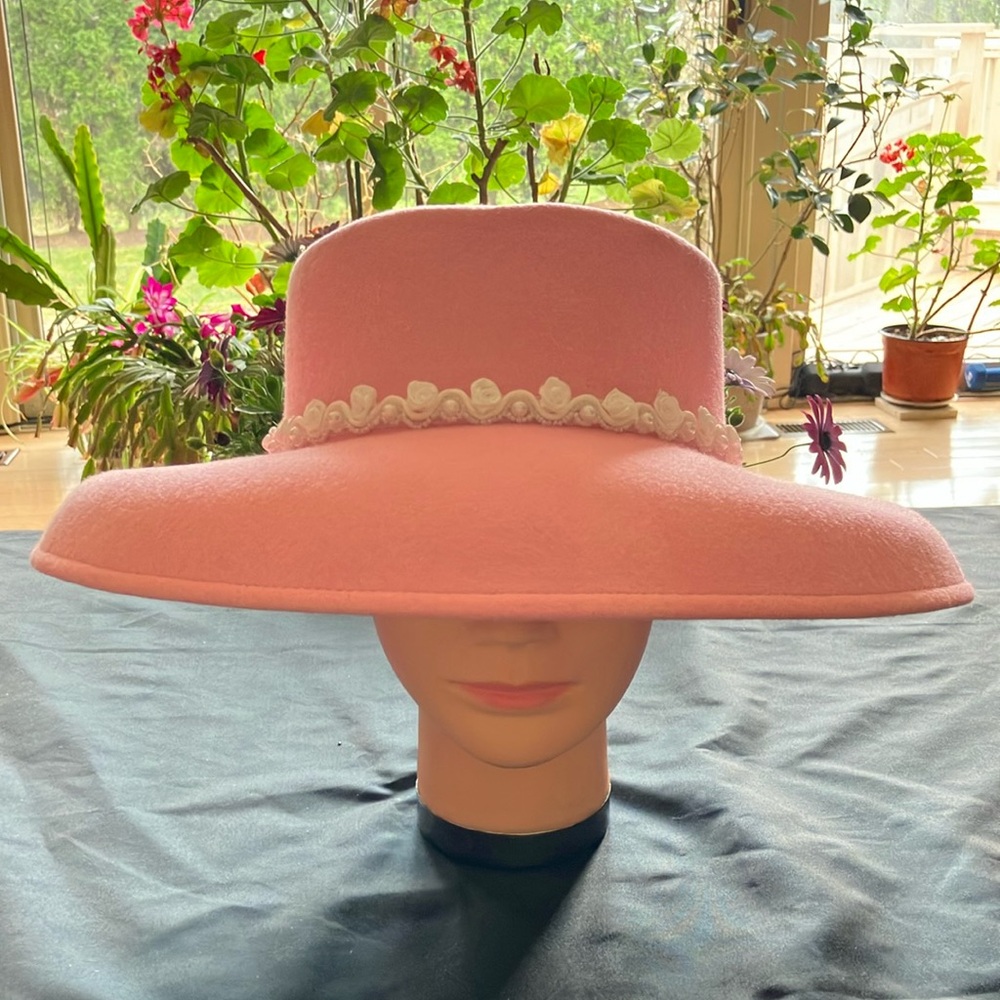 Elegant Pink Wool Felt Wide-Brimmed Hat With White Floral & Pearl Trim